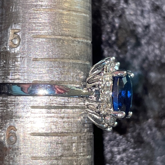 Princess Diana Sapphire Ring Copy. Vintage Sapphire Ring Copy. Size 9 - Picture 9 of 13
